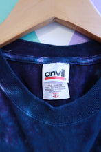 Load image into Gallery viewer, Vintage 2000s NASA Apollo 11 Astronaut Tie-Dye Graphic Tee - Elektra Vintage
