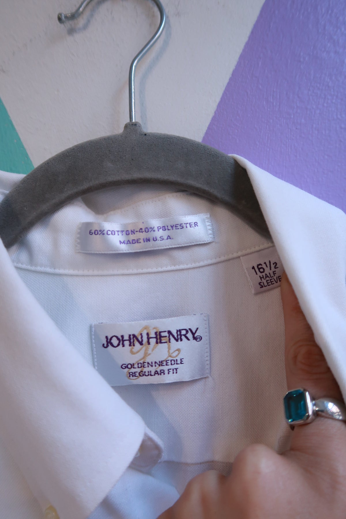 Men's vintage white button-down Oxford shirt by Elektra Vintage, classic short sleeve preppy top, casual and timeless style.