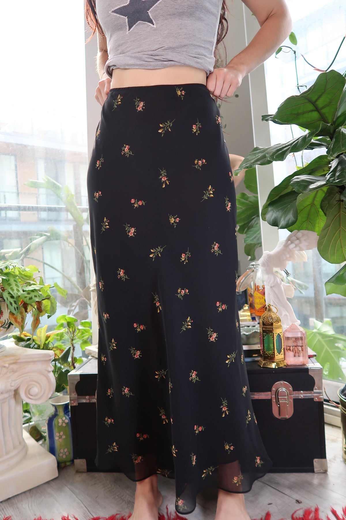 Vintage 2000s Express Black Floral Maxi Skirt