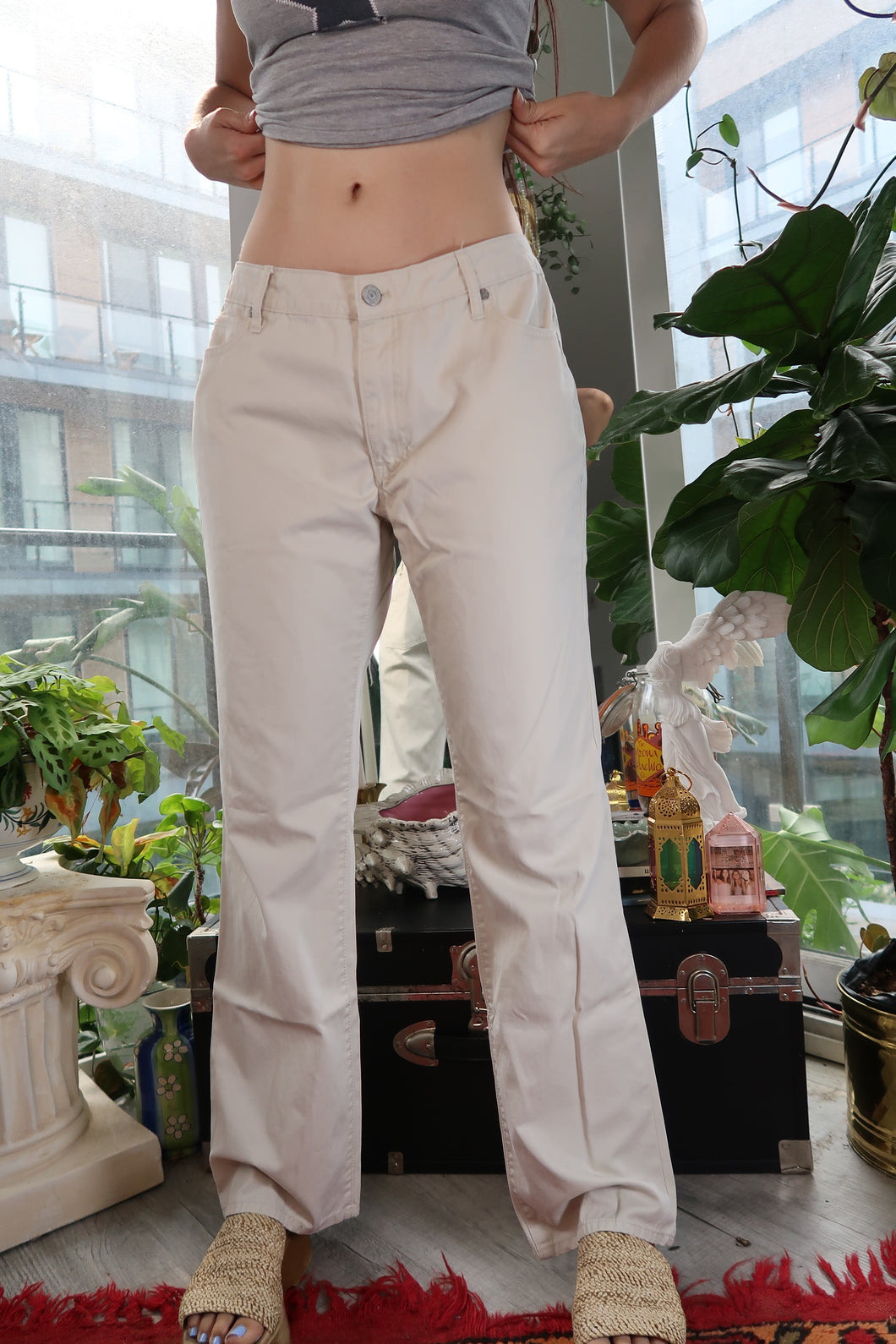 Vintage 2000s Gap Mid Rise Khaki Pants – Straight Leg Beige Trousers
