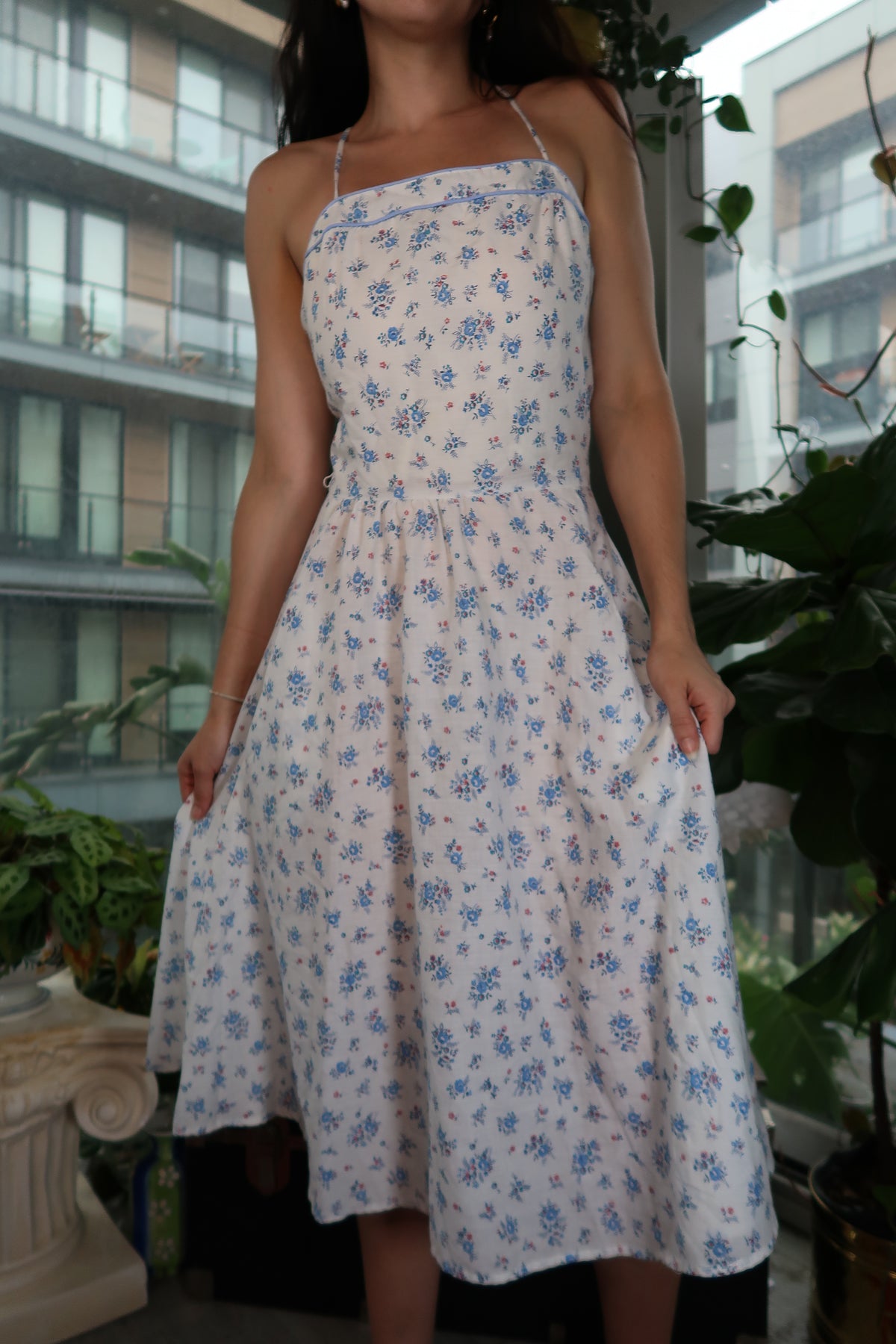 1970s Vintage Blue Floral Midi Sundress – Cottagecore Prairie Style