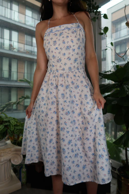 1970s Vintage Blue Floral Midi Sundress – Cottagecore Prairie Style