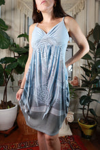 Load image into Gallery viewer, Vintage Y2K Blue Abstract Empire Waist Midi Dress
