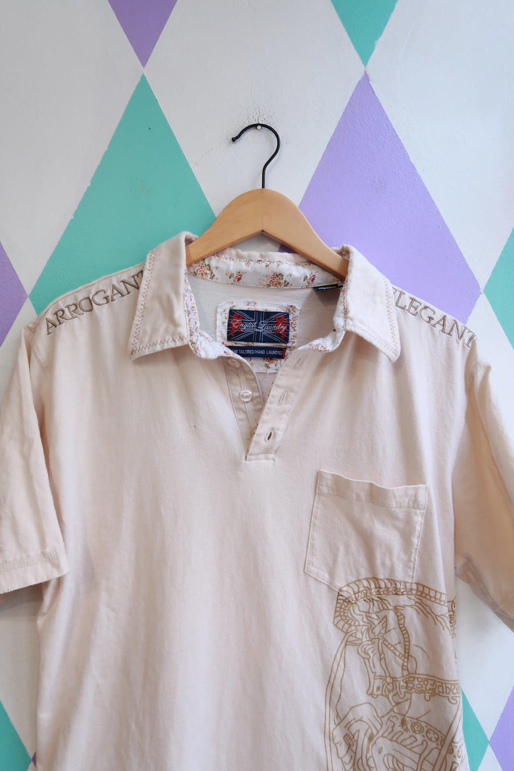 Vintage 2000s Beige Graphic Polo Shirt with Embroidered Collar - Elektra Vintage