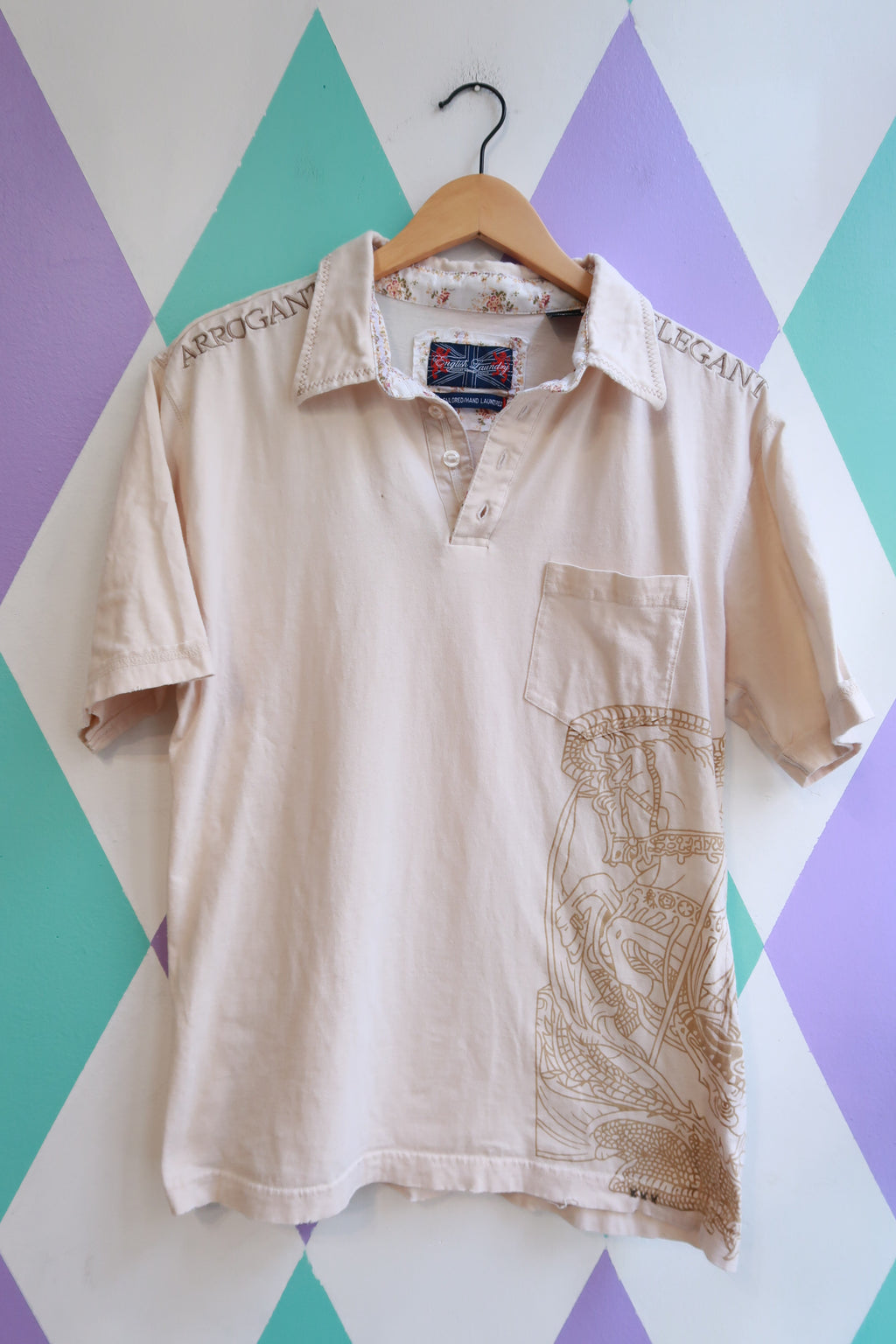 Vintage 2000s Beige Graphic Polo Shirt with Embroidered Collar - Elektra Vintage