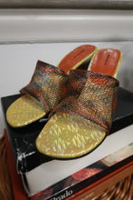 Load image into Gallery viewer, Deadstock Vintage 2000s Metallic Mesh Wedge Mules
