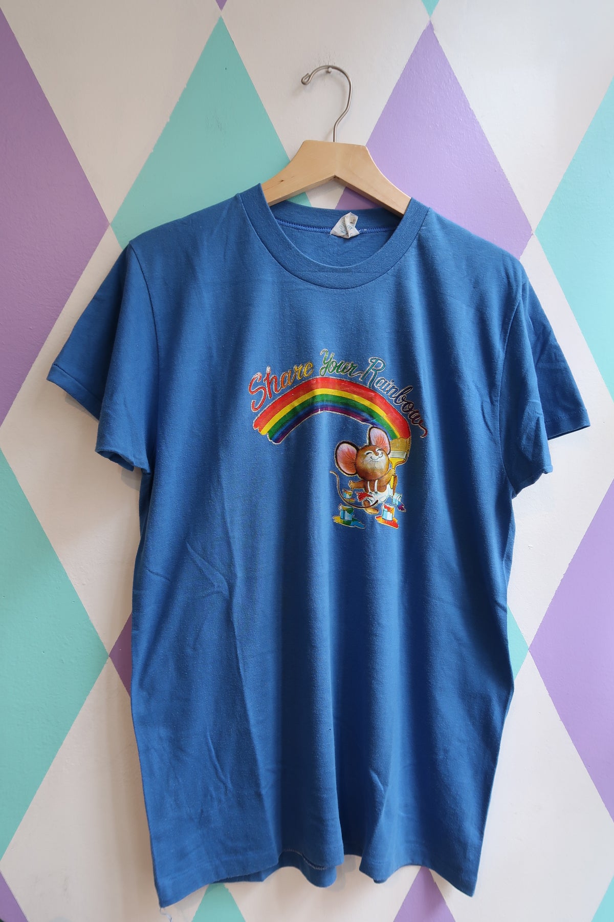 Vintage 1980s "Share Your Rainbow" Mouse Graphic Tee