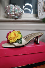 Load image into Gallery viewer, Deadstock Vintage 90s Floral Rose Mule Heels
