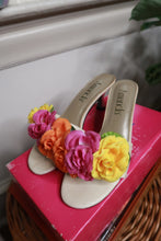 Load image into Gallery viewer, Deadstock Vintage 90s Floral Rose Mule Heels
