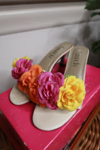 Load image into Gallery viewer, Deadstock Vintage 90s Floral Rose Mule Heels

