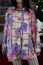 Load image into Gallery viewer, Vintage Pink and Purple Floral Motif Button Down
