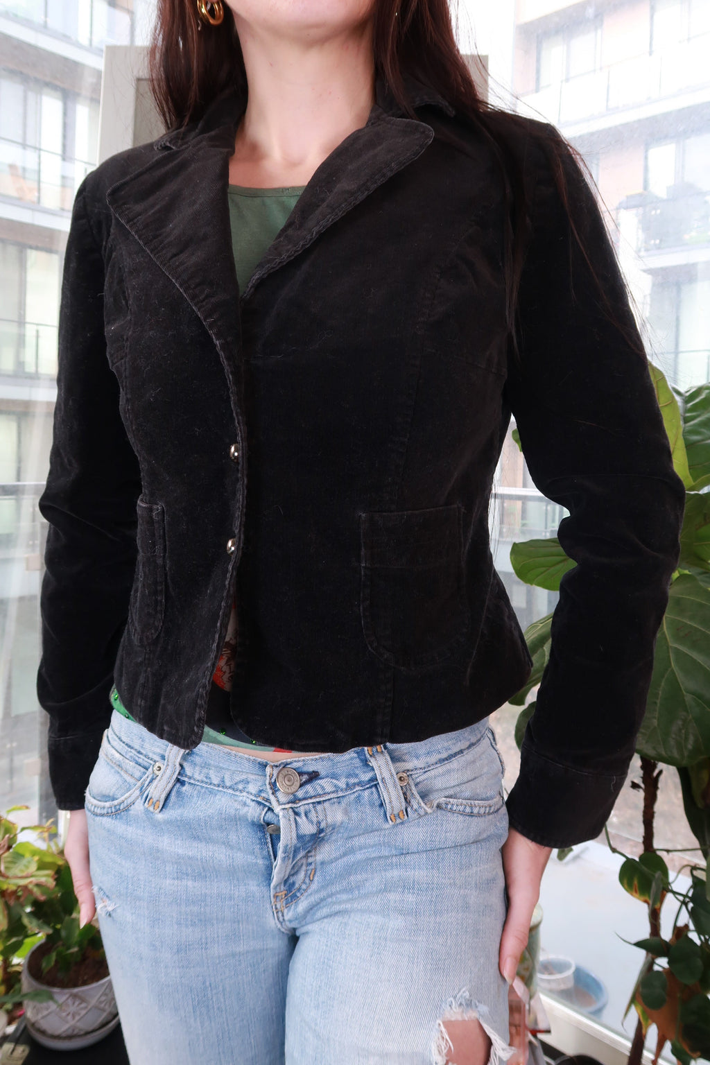 Fitted Cropped Velvet Blazer - Elektra Vintage
