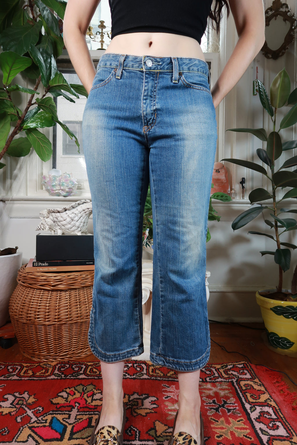 Elektra Vintage women's vintage Y2K Gap medium wash cropped bootcut jeans with distressed details and classic fit.