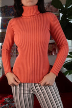 Load image into Gallery viewer, Vintage 70s Peach Ribbed Turtle Neck Long sleeve
