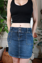 Load image into Gallery viewer, Vintage Y2K Dark Wash Denim Cargo Mini Skirt with Wide Waistband
