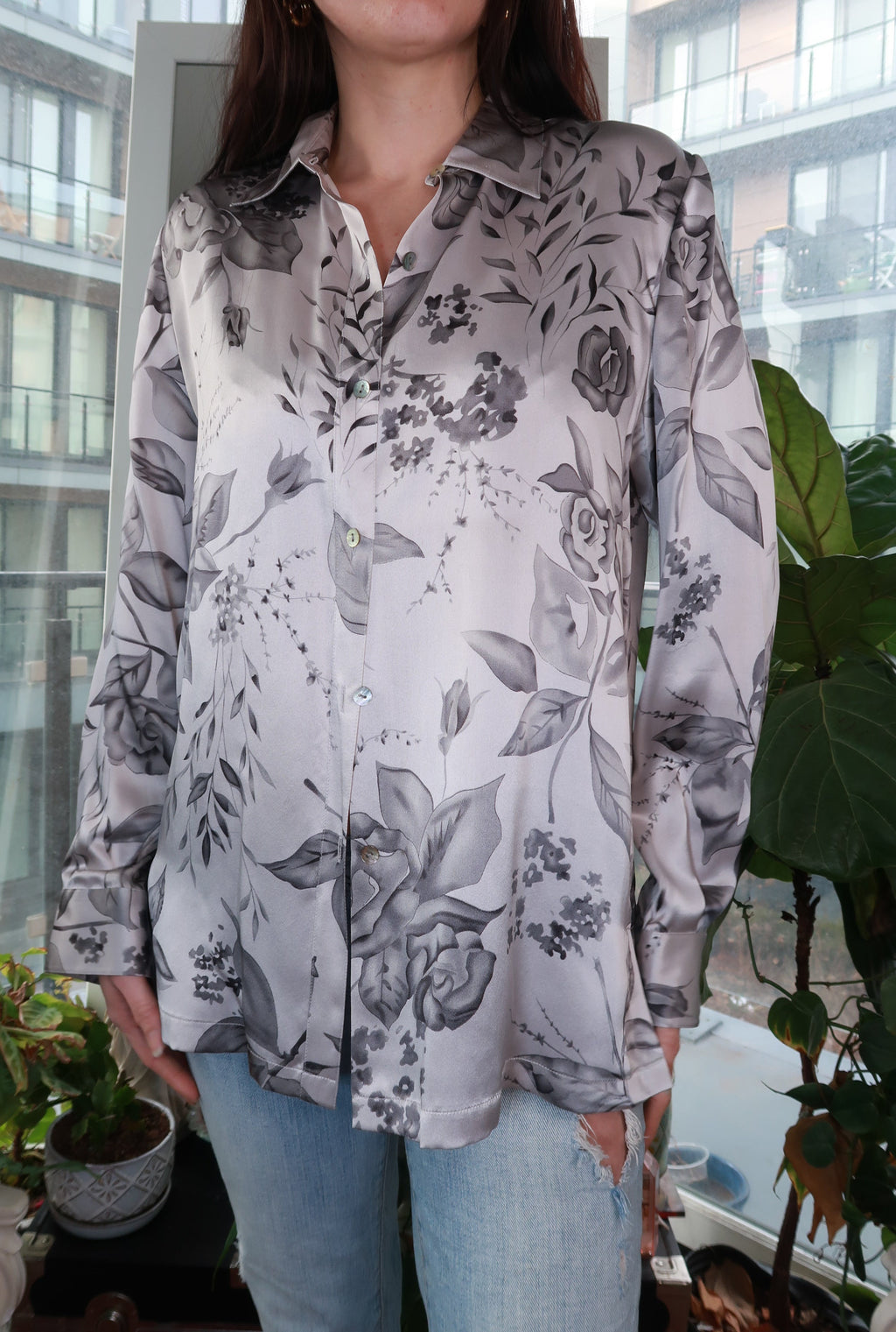 100% Silk Grey Floral Button Up Blouse – Y2K Oversized Sheer Flowing Shirt - Elektra Vintage