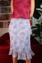 Load image into Gallery viewer, Light Purple Flower Printed Mermaid Skirt
