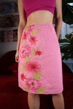 Load image into Gallery viewer, Vintage 2000s Pink Flower Midi Skirt
