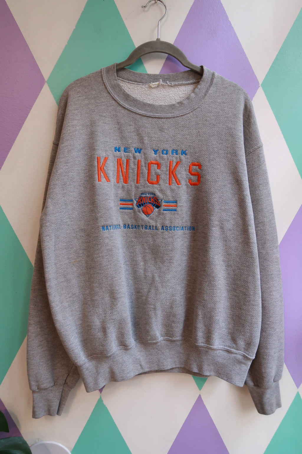 Vintage New York Knicks Embroidered Sweatshirt