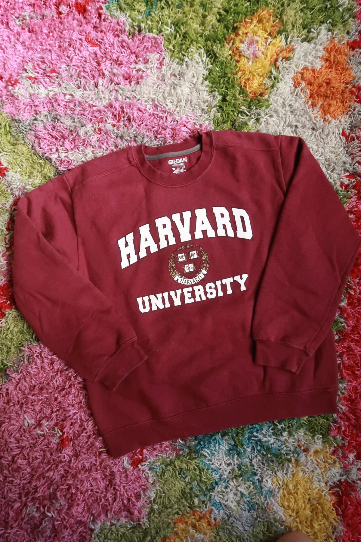 Harvard University Crimson Collegiate Crewneck Sweatshirt Crest Spellout Pullover