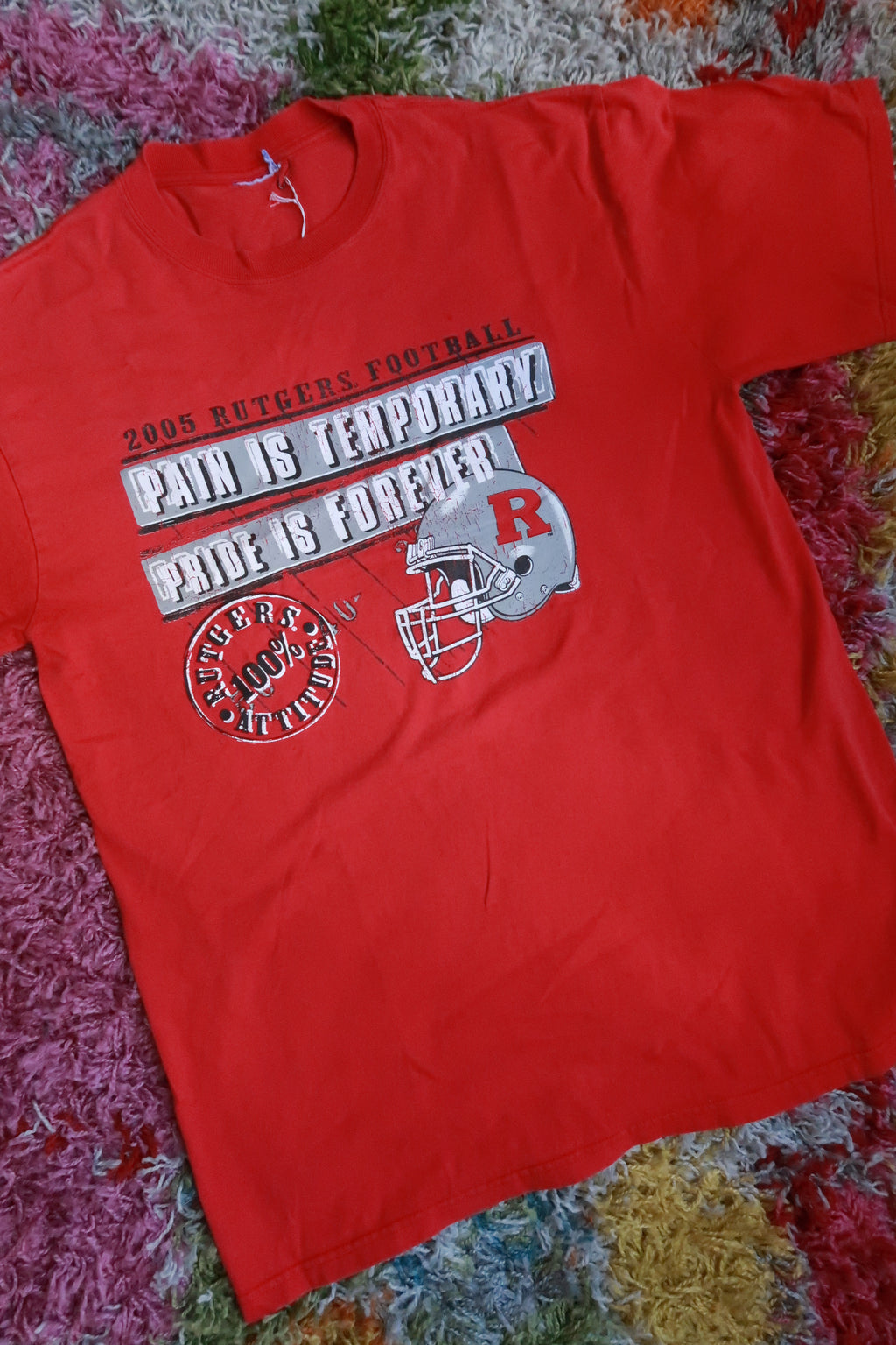 Vintage 2005 Rutgers Football Red Graphic T-Shirt Helmet Pride Is Power Tee