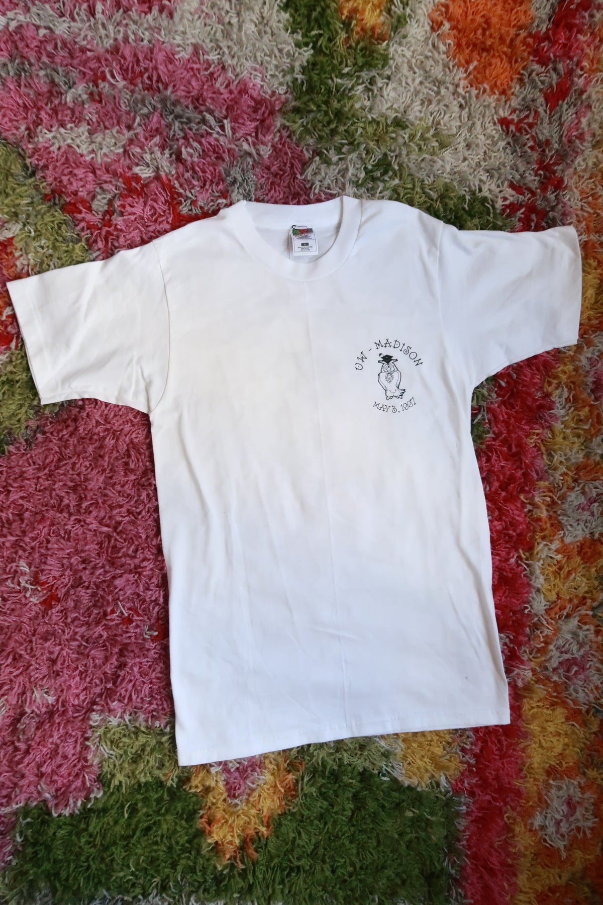 Vintage 1997 Chi Omega Senior Formal White Graphic T-Shirt Fraternity Sorority Tee