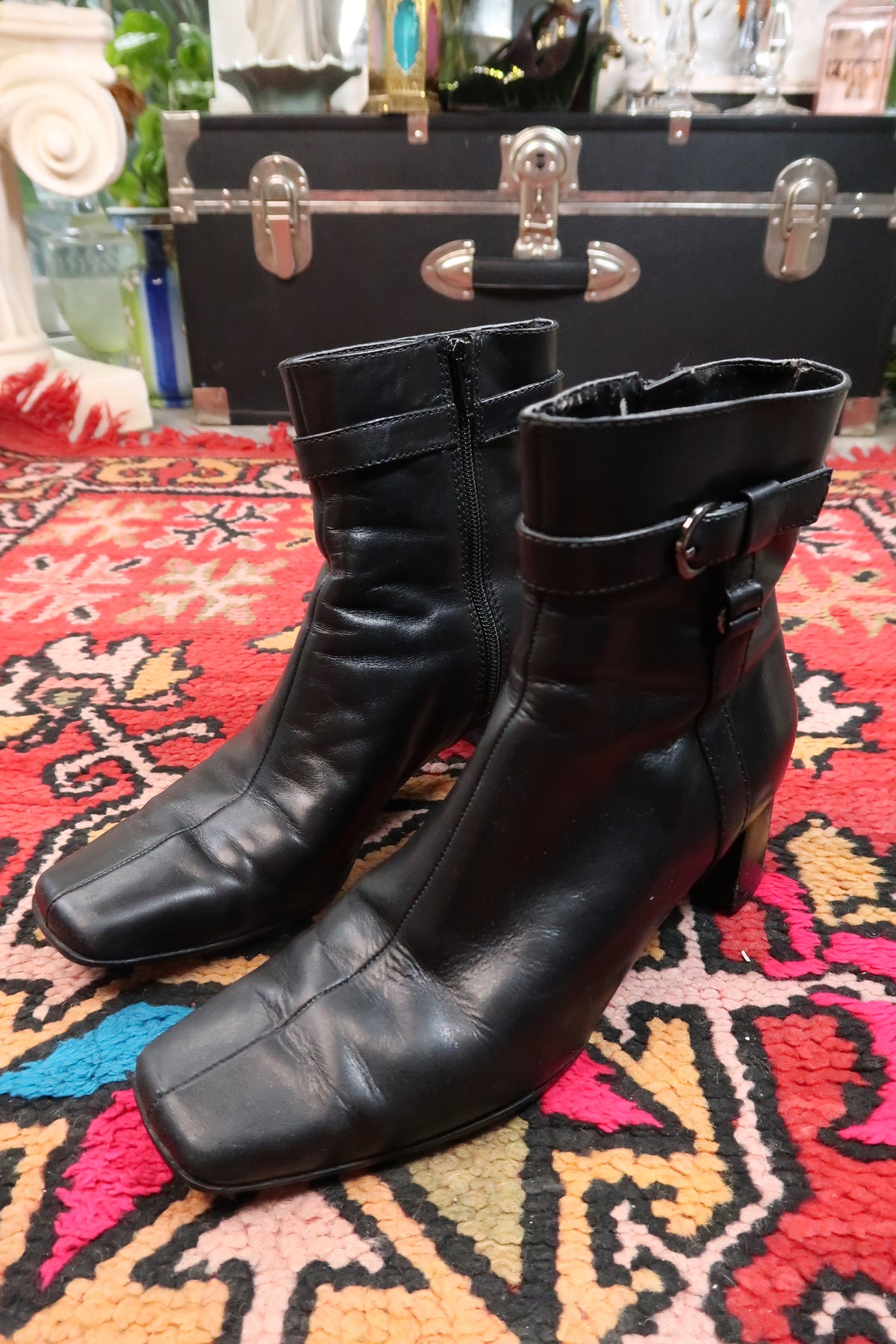 Vintage Nine West Black Leather Ankle Boots – 90s/2000s Block Heel Booties