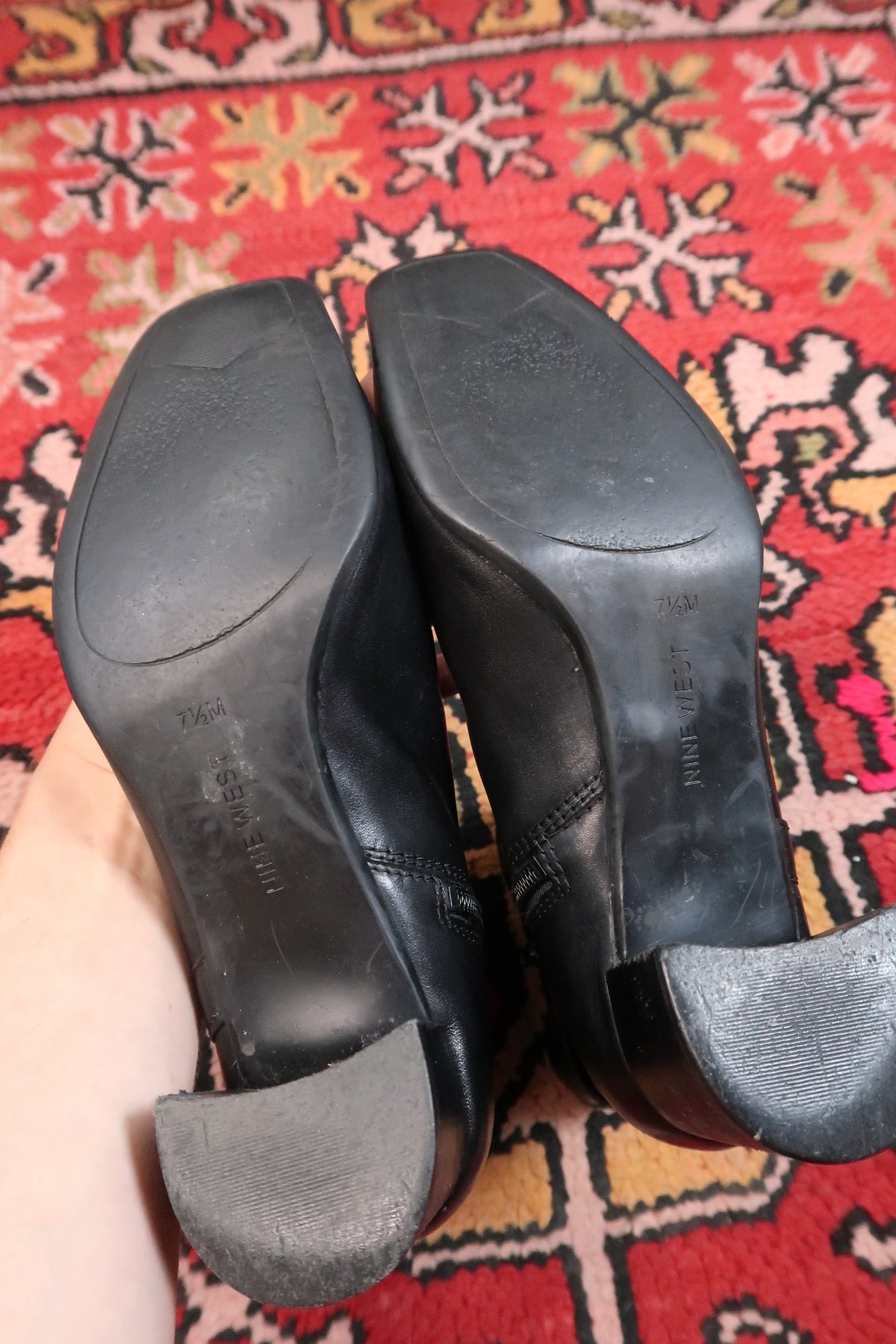 Vintage Nine West Black Leather Ankle Boots – 90s/2000s Block Heel Booties