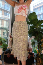 Load image into Gallery viewer, Vintage 2000s Paisly Purple Floral Skirt
