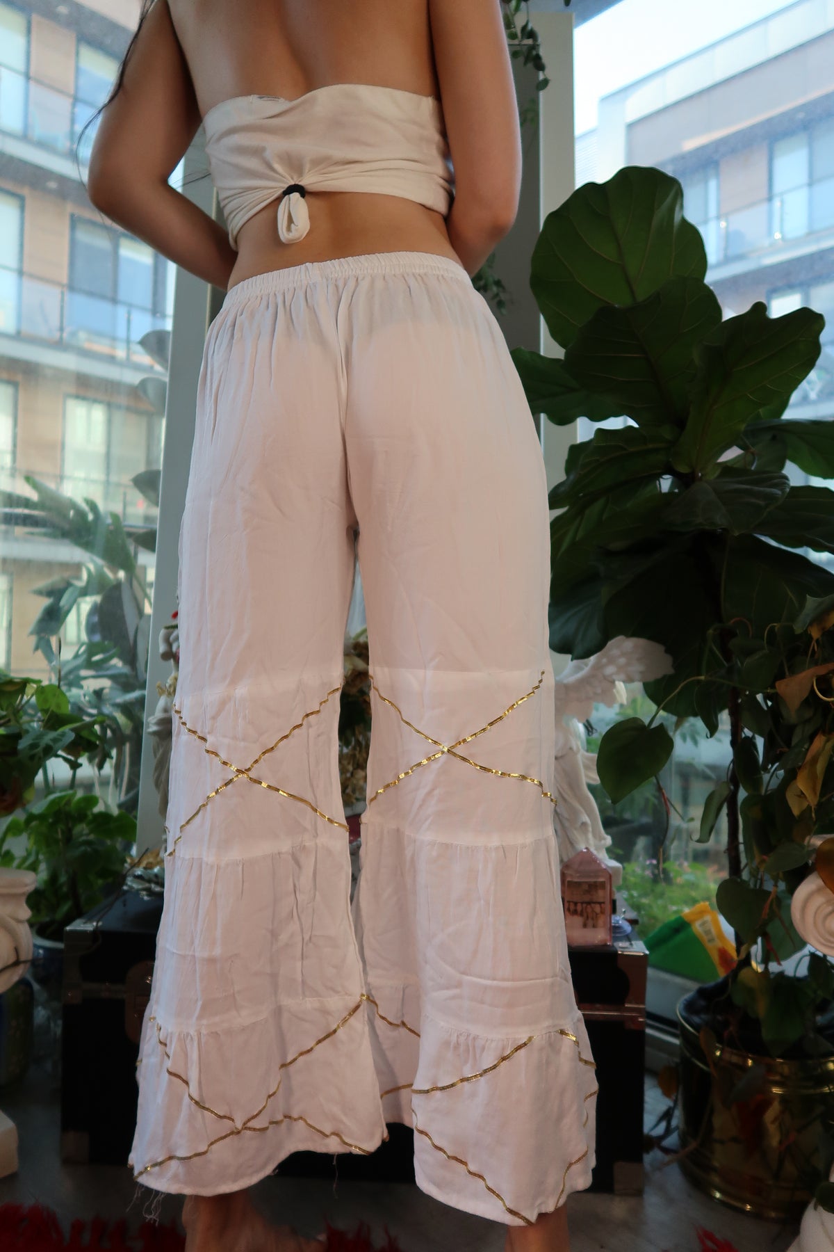 Vintage 90s White Tiered Boho Lounge Pants with Gold Trim