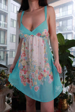 Load image into Gallery viewer, Vintage Oscar de la Renta aqua floral babydoll dress by Elektra Vintage, sheer chiffon mini with Y2K style and delicate floral pattern.
