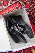 Load image into Gallery viewer, Deadstock Vintage 90s LEI Black Satin Wedges
