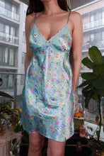 Load image into Gallery viewer, Vintage aqua floral lace trim slip dress by Elektra Vintage, Y2K satin mini nightgown with delicate lace detailing.
