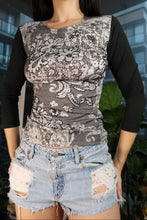 Load image into Gallery viewer, Vintage 2000s Beaded Lace Print Fitted Top
