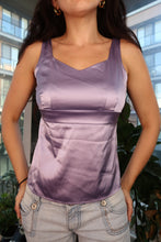 Load image into Gallery viewer, Vintage 2000s Lavender 100% Silk Fitted Tank Top
