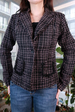 Load image into Gallery viewer, Women's vintage black and pink tweed blazer by Elektra Vintage, tailored bouclé jacket with frayed pocket details.
