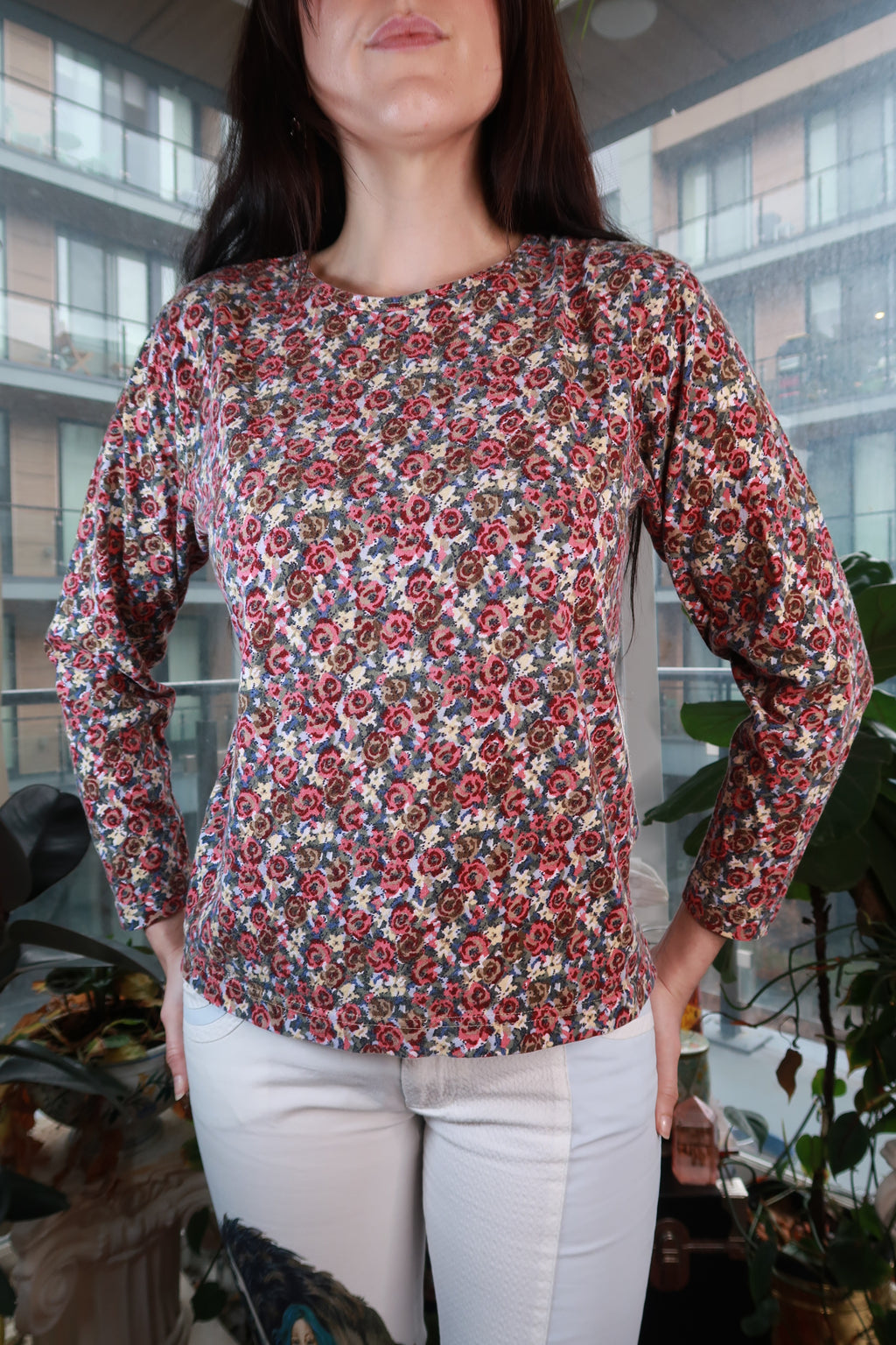 Women's vintage floral long sleeve top by Elektra Vintage, 2000s Y2K micro floral print fitted crewneck shirt.