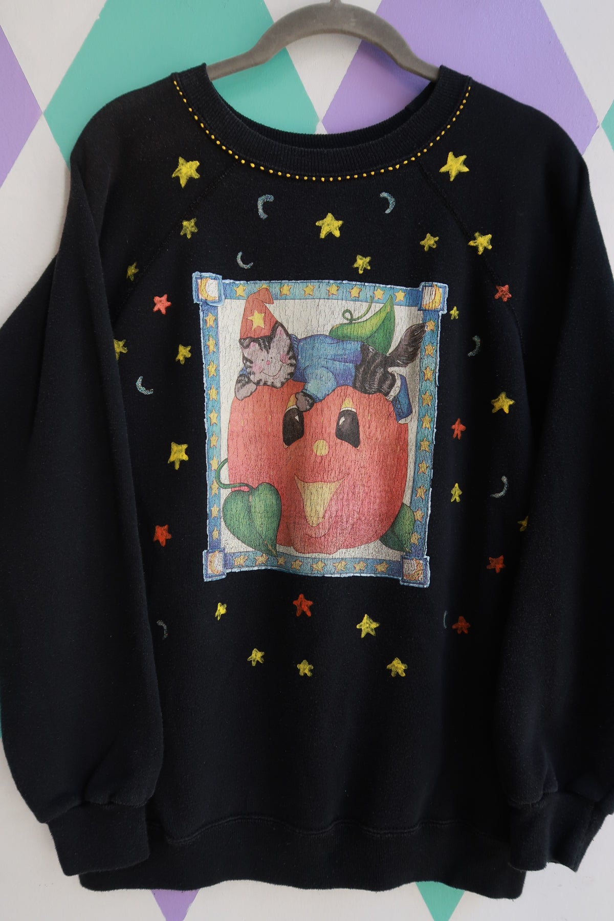 Vintage Halloween Black Cat Pumpkin Sweatshirt