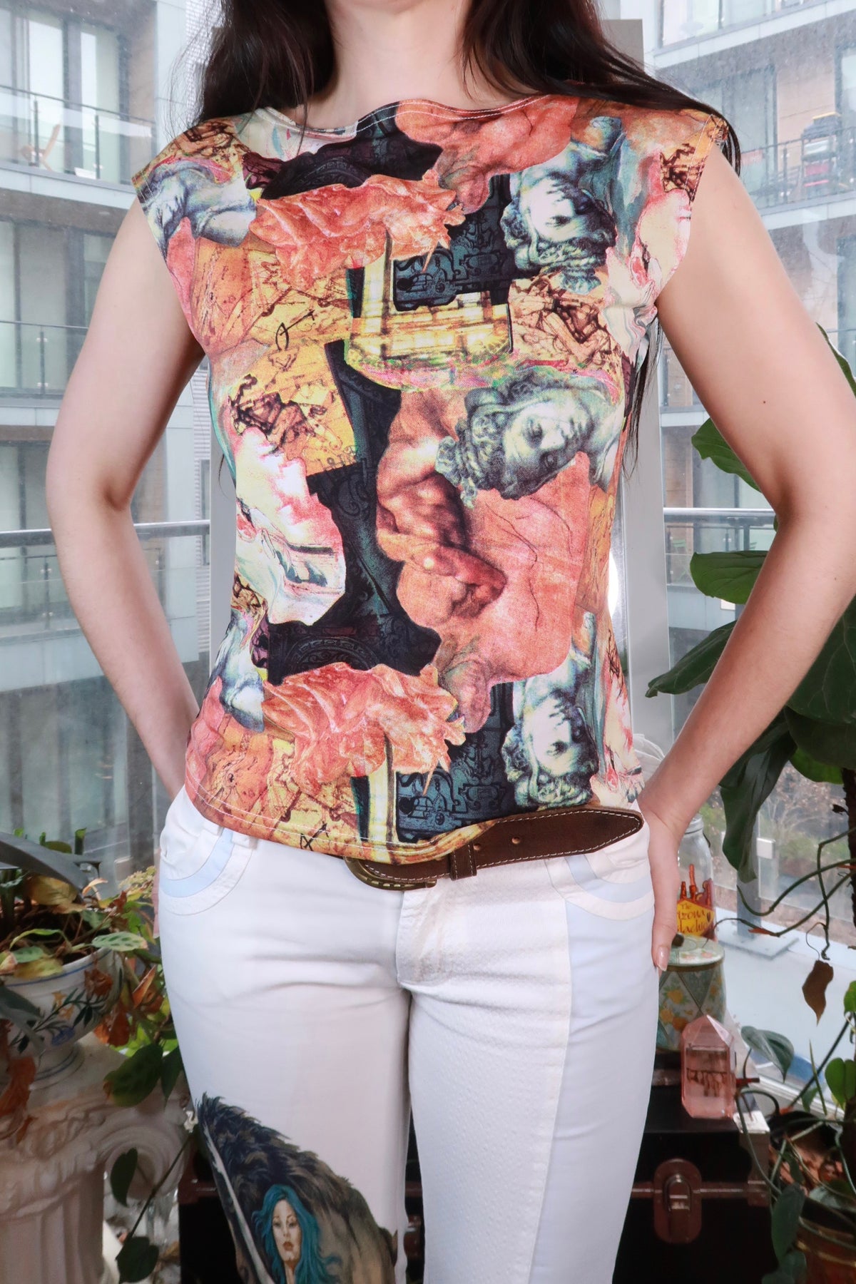 Vintage 2000s Renaissance art print fitted women's top by Elektra Vintage featuring classical statue graphic, Y2K style.