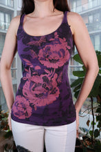 Load image into Gallery viewer, Vintage purple floral tank top by Elektra Vintage featuring a fitted Y2K butterfly grunge cami style.

