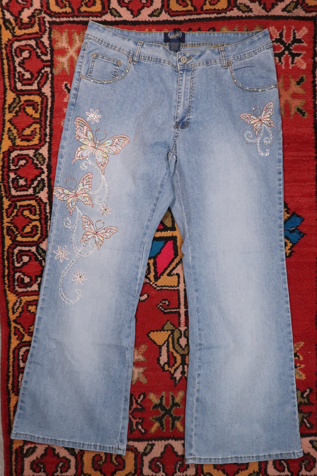 Vintage 2000s Rhinestone Butterfly Embroidered Jeans