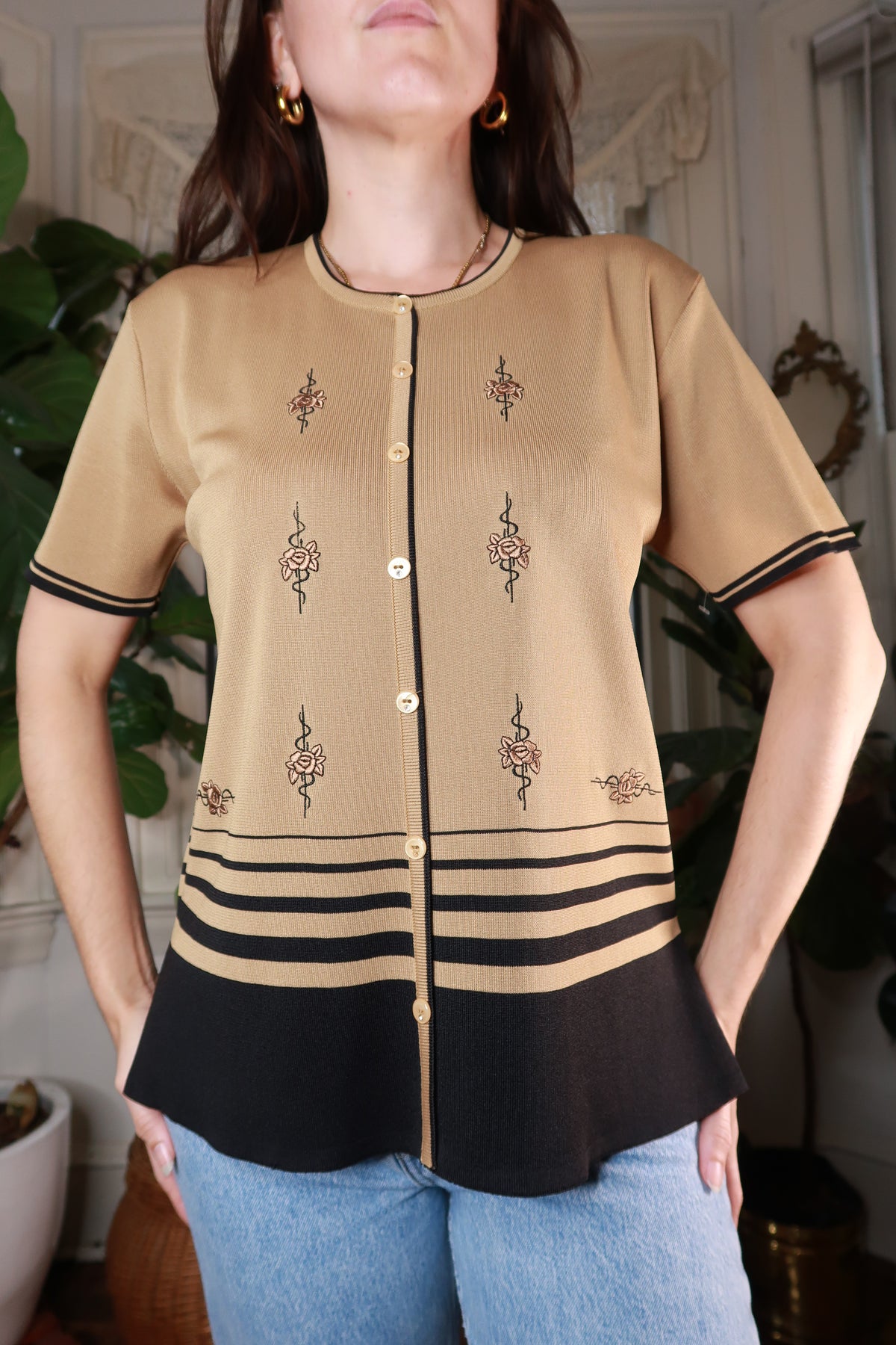 Vintage Tan Floral Embroidered Short Sleeve Cardigan - Elektra Vintage