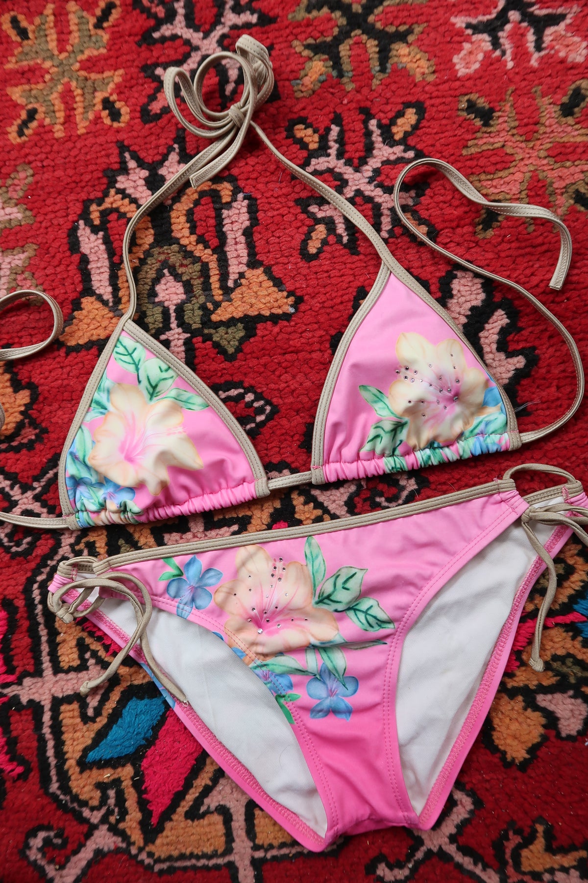 Vintage 2000s Guess Floral Bikini Set