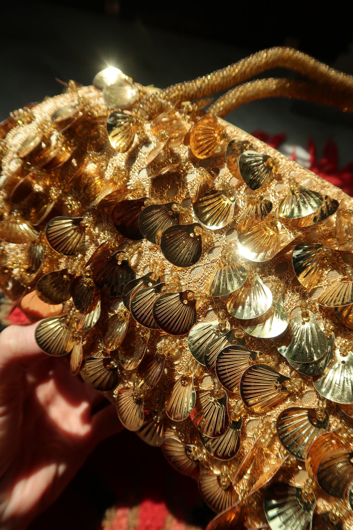 Vintage Gold Scallop Seashell Sequin Bag