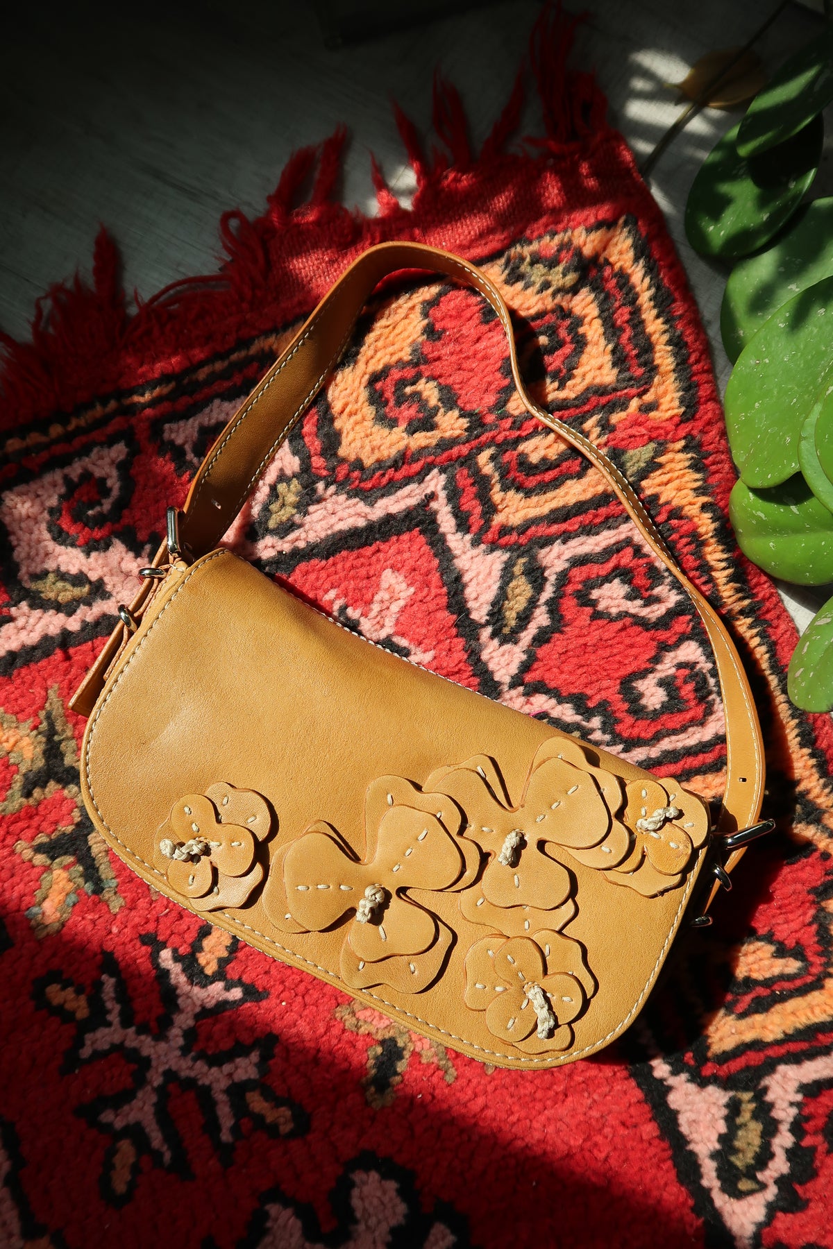 Vintage Nine West Faux Leather Flower Shoulder Bag