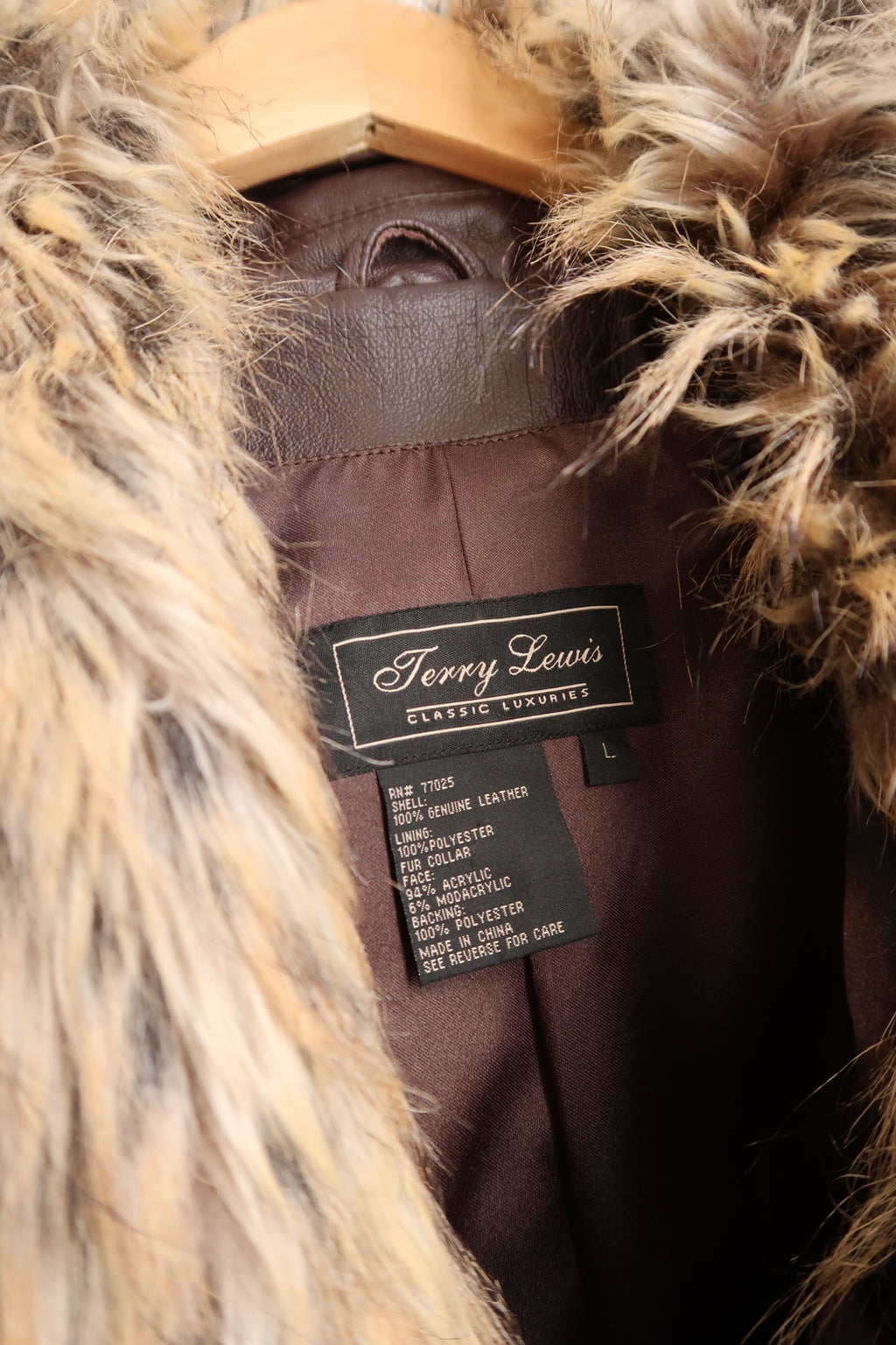 Vintage Leather Jacket with Faux Fur Collar