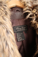 Load image into Gallery viewer, Vintage Leather Jacket with Faux Fur Collar
