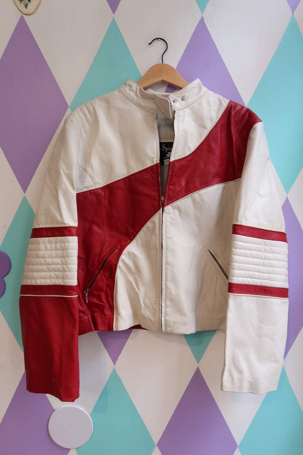 Vintage red and white leather Moto jacket by Elektra Vintage, featuring classic design and detailed stitching.