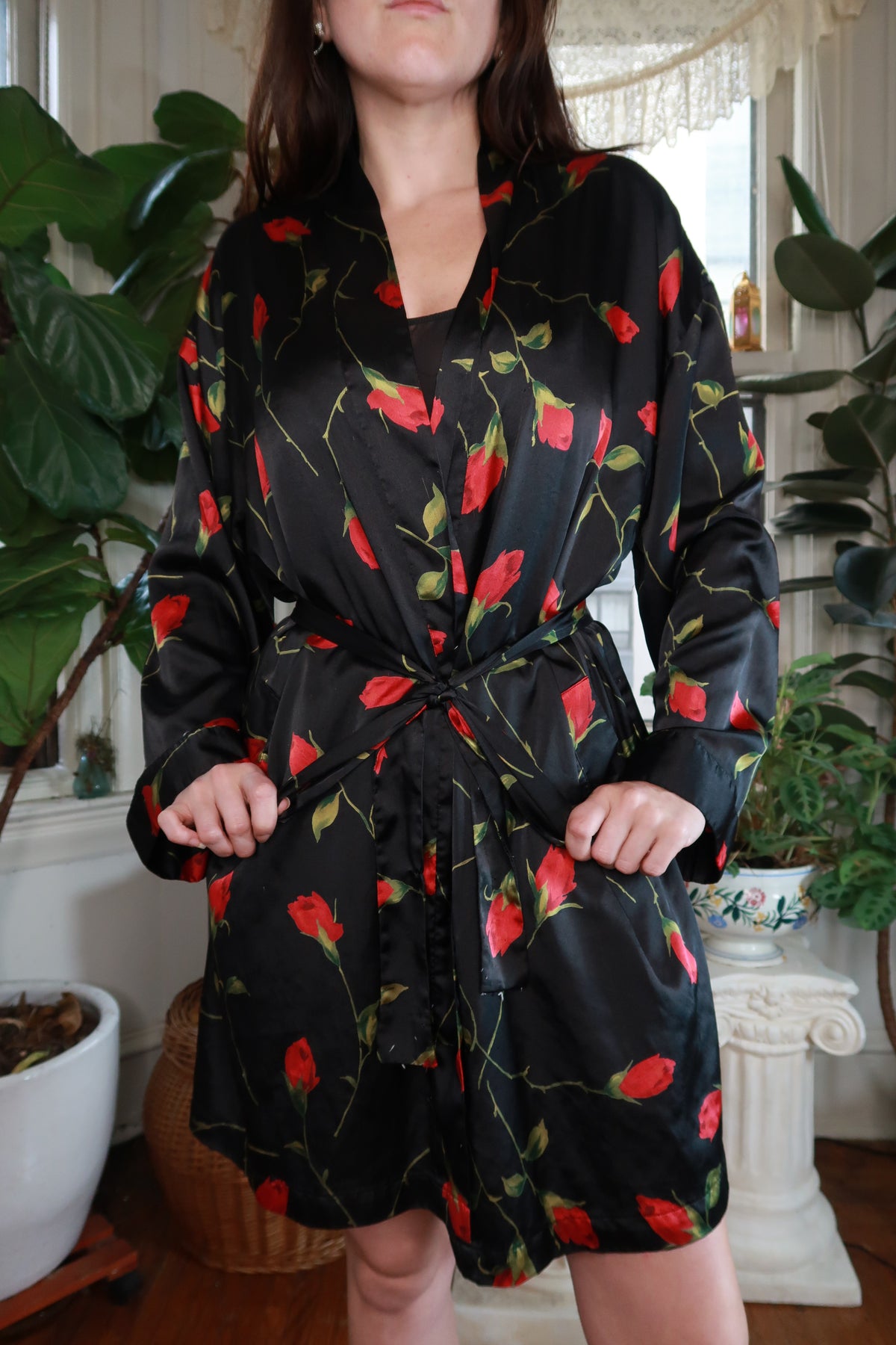 Vintage Y2K Victoria's Secret Black Red Rose Satin Robe