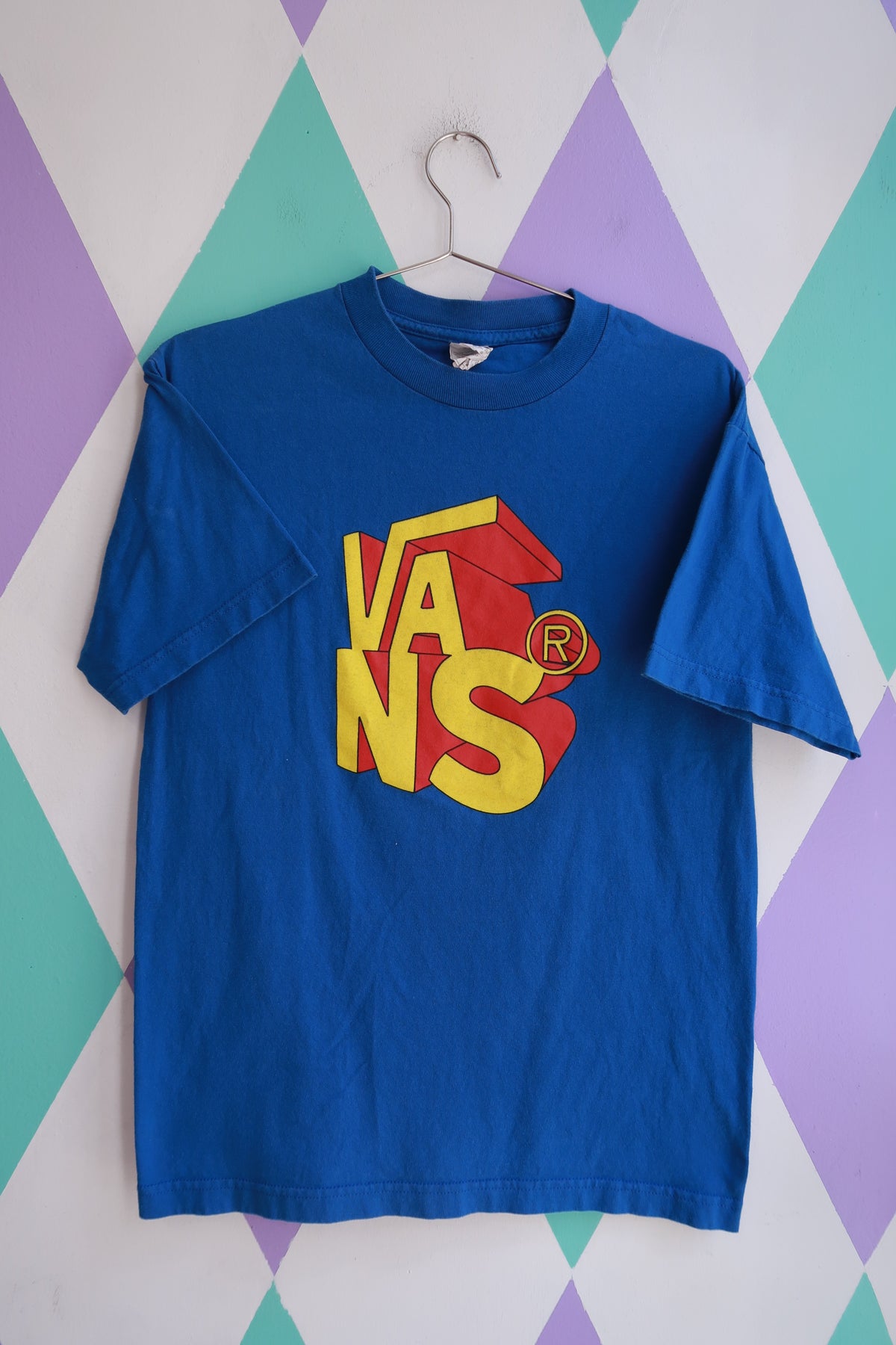 Blue vintage Vans logo graphic tee for men, Elektra Vintage 2000s skate streetwear t-shirt, casual men's top with retro style.